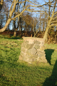 Memorial_Cairn